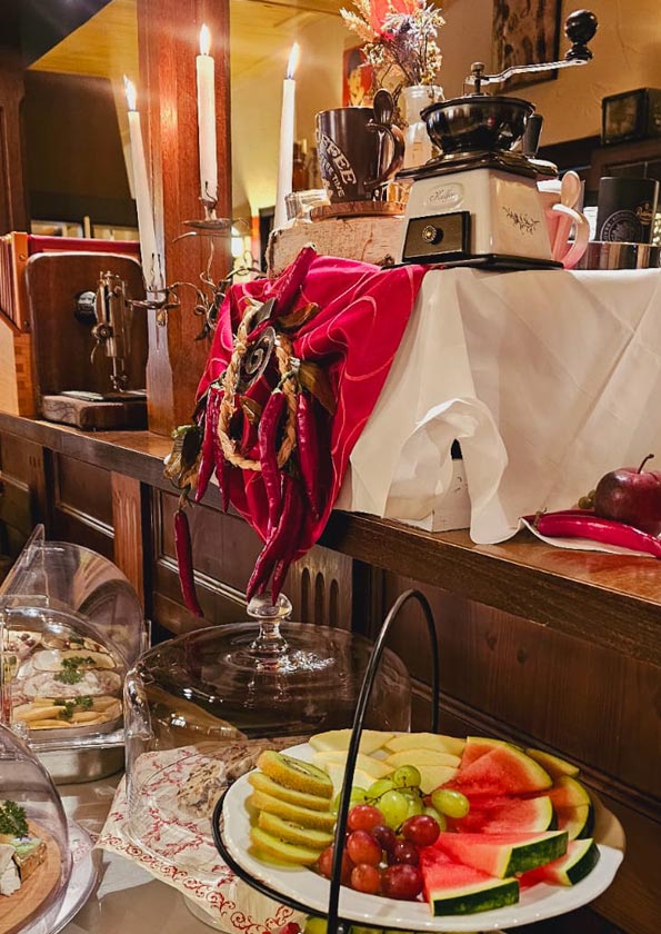 Obstteller auf dem Buffet